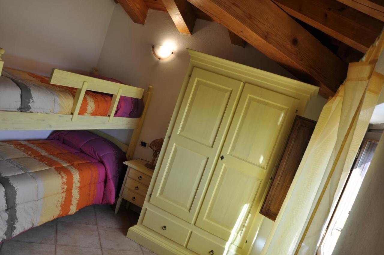 B&B Casa Ghiani Isili Екстер'єр фото