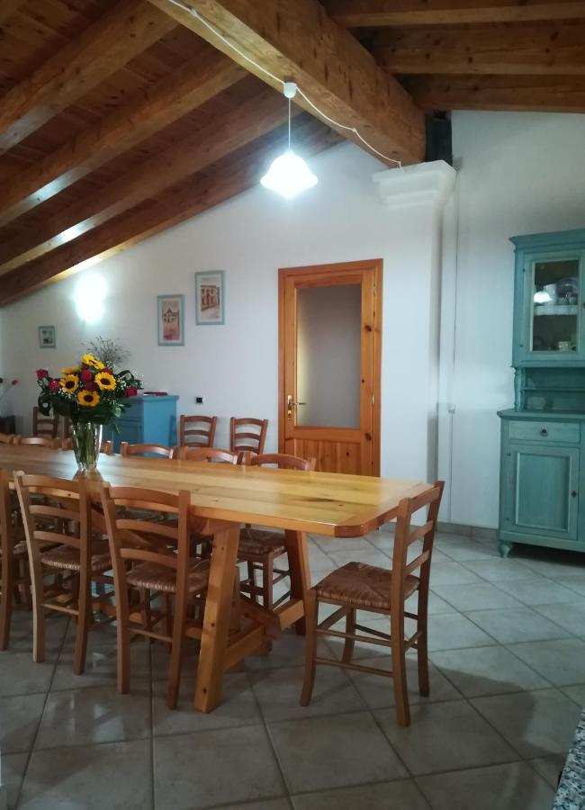 B&B Casa Ghiani Isili Екстер'єр фото