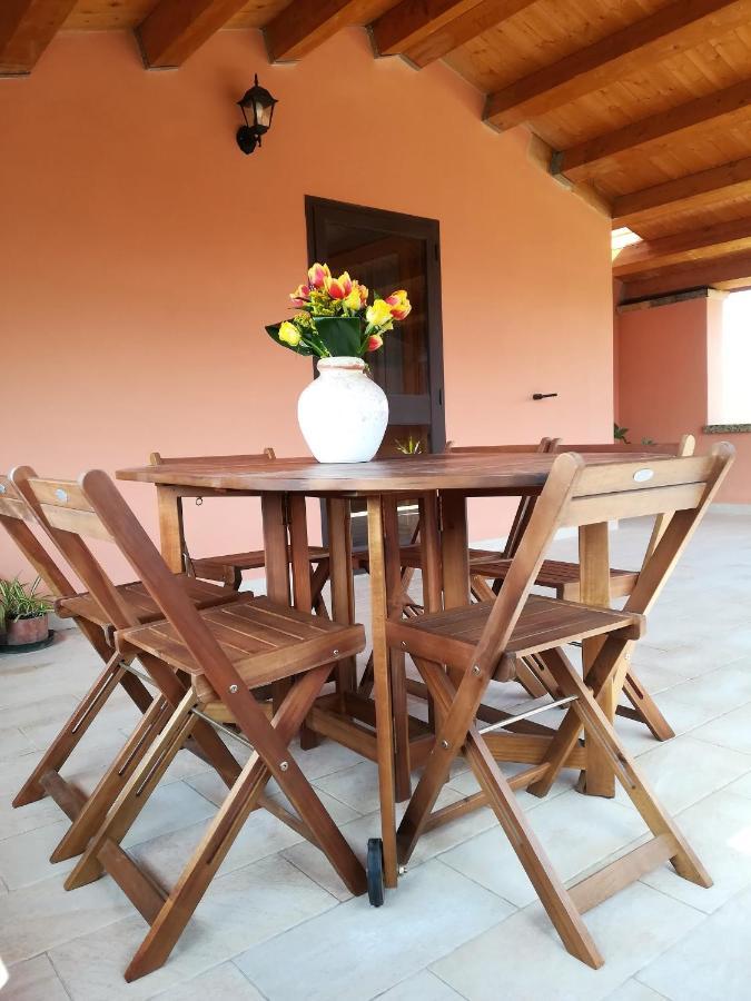 B&B Casa Ghiani Isili Екстер'єр фото